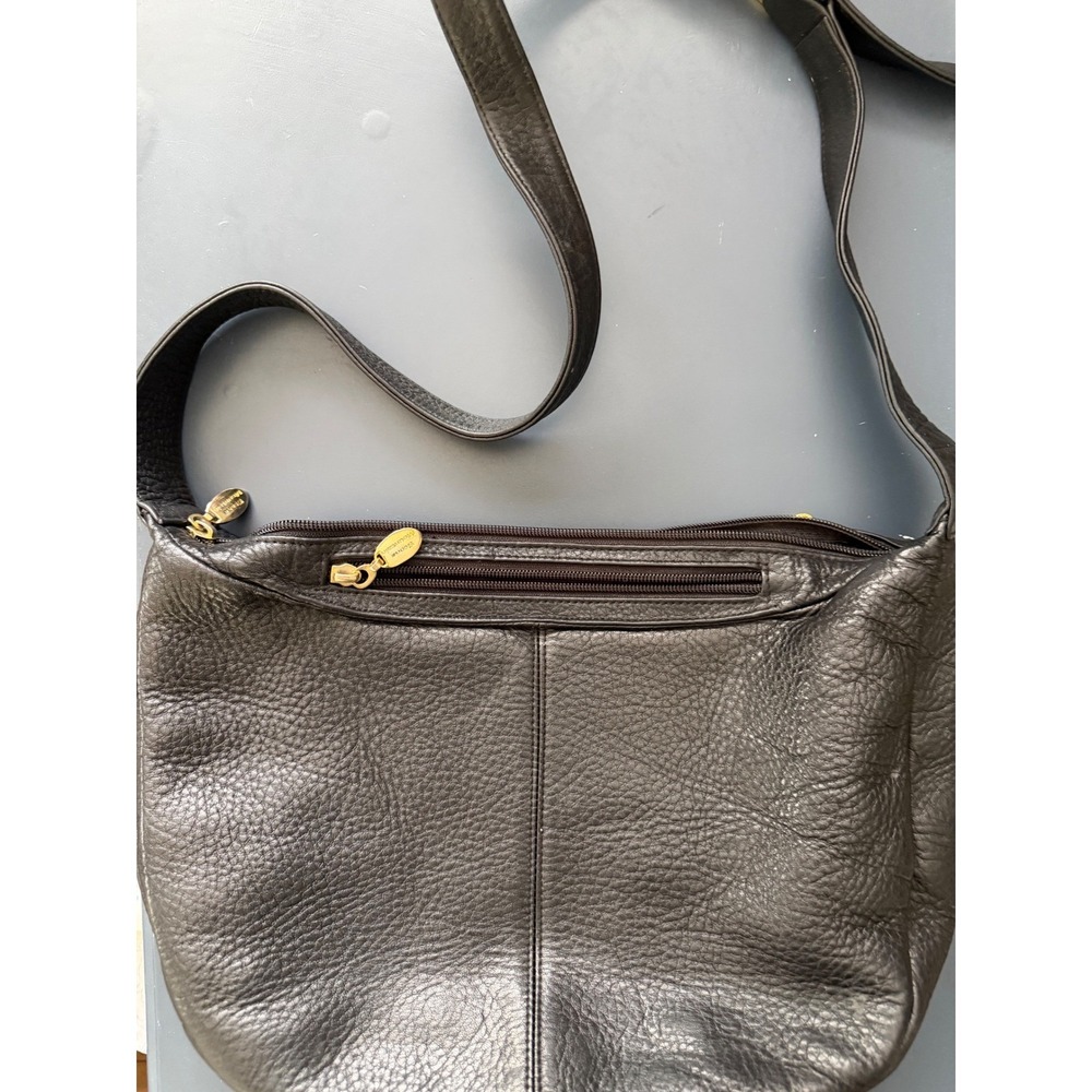 Stone Mountain Black Pebbled Leather Crossbody Bag Gold Hardware Zip Hobo Purse